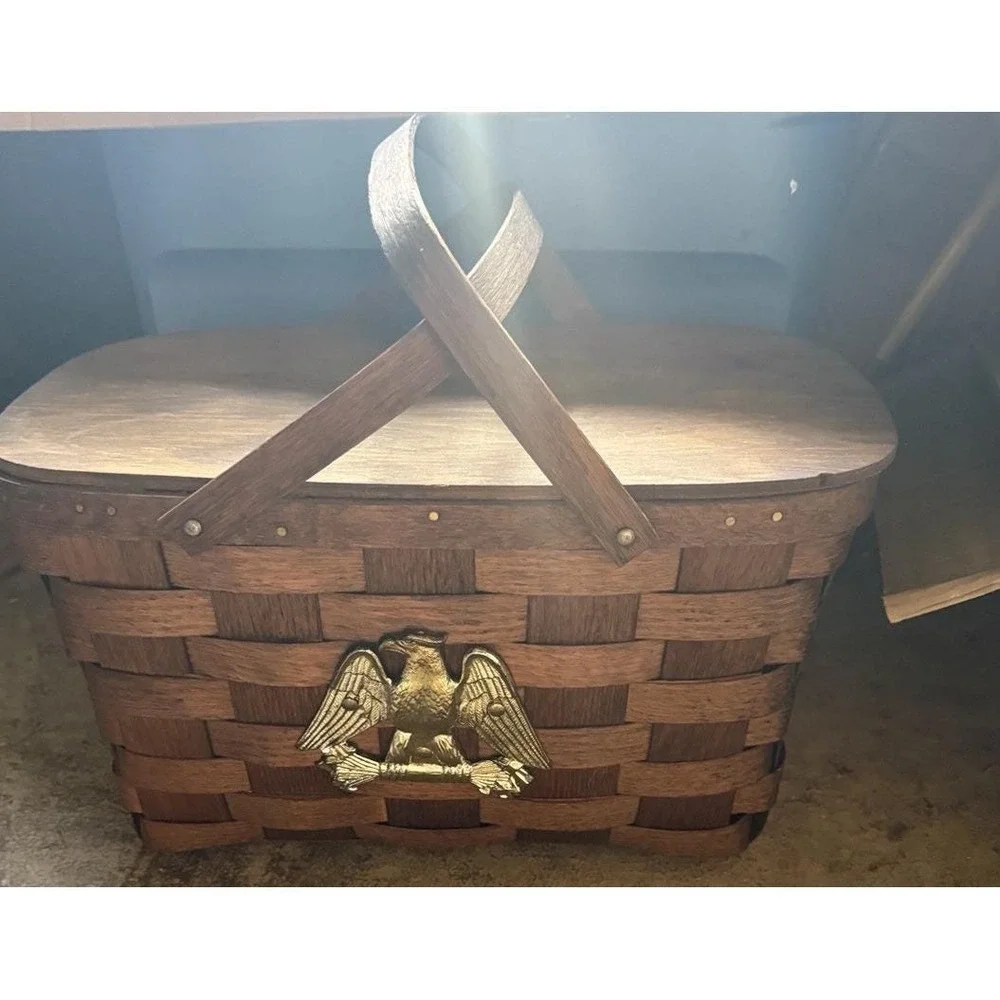 Vintage Woven Wood Picnic Basket with Brass Eagle Emblem and Plastic Dish‎ Set